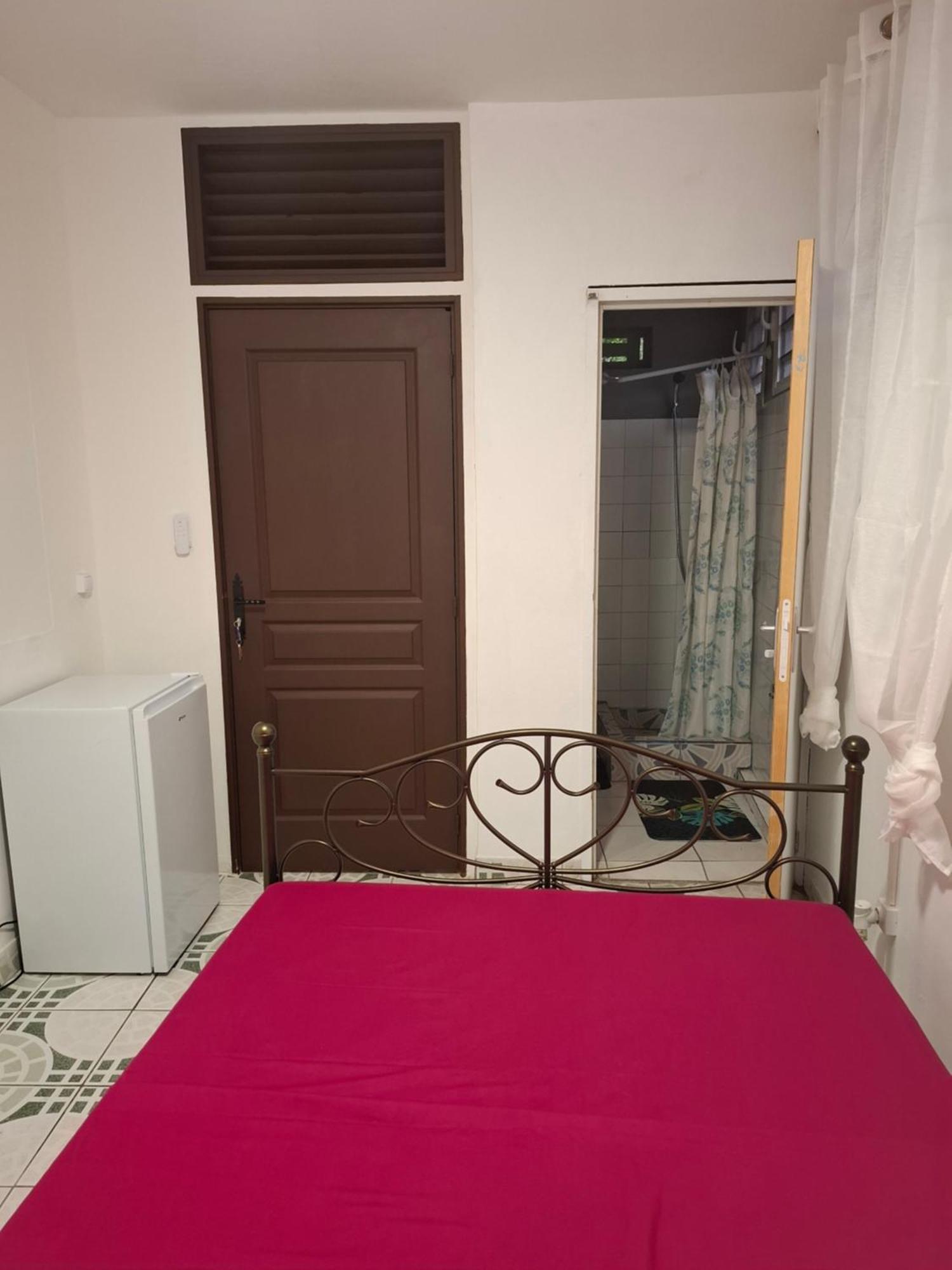 Le Bon Calalou Hostel Fort-de-France Bagian luar foto